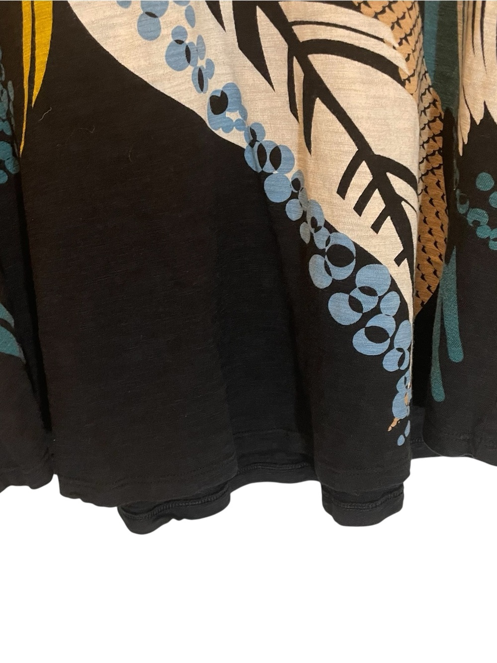 Chico's Abstract Tropical V-Neck Puff SleeveTop Black & Multicolor Leaf Print XL - Picture 5 of 8